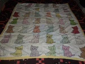 Bezaubernder antiker Quilt Kätzchen Hand Applikation Stickerei Katze Futtersack 1930er - Bild 1 von 14