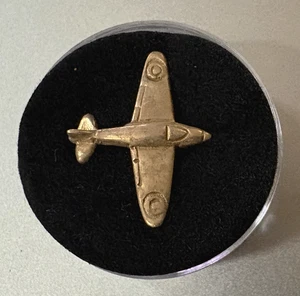 Vintage Spitfire Flugzeug Messing Pin Abzeichen: WWII englisches Jagdflugzeug - Bild 1 von 3