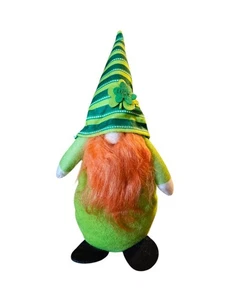 13" St. Patrick's Day Gnome - Picture 1 of 2