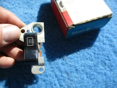 Dodge Omni Plymouth Horizon 1978 1979 interruptor desempañador trasero nuevo en stock Mopar 5209945 Foto 1 de 4