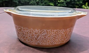 Vintage PYREX Woodland Brown Casserole Baking Dish With Lid 475-B 2.5 L  NICE! - Picture 1 of 12