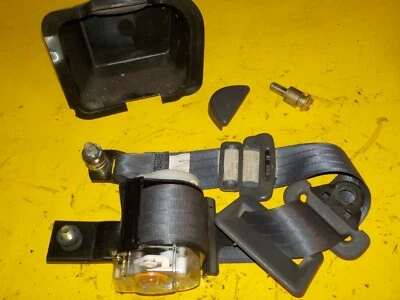 92-97 Isuzu Trooper Pasajero Trasero Derecho Gris Cinturón Retractor Original OEM   Foto 1 de 4