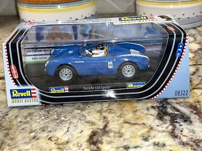 Chasis Revell/Monogram 08322 Porsche 550 Spyder #550-0051 coche ranura ¡NUEVO/SIN USAR! Foto 1 de 4