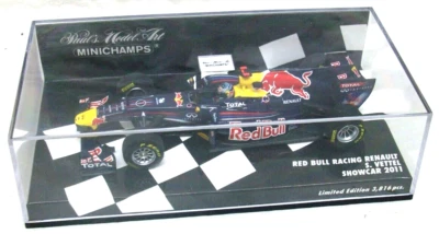 "Red Bull Racing Renault Showcar 2011" Minichamps 1:43 Die Cast Paul's Model Art - Image 1 of 4