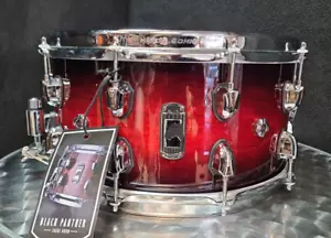 Rullante MAPEX PANTERA NERA 14x7" pollici acero solido marrone rosso scoppio BPNML4700CVD - Foto 1 di 9