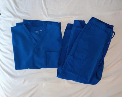 Men’s Mandala Blue Scrub Set Shirt Large Pants Small - Image 1 of 4