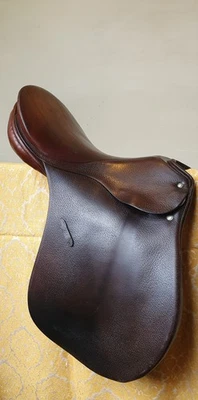 A Passier & Son Hannover model saddle - Image 1 of 4