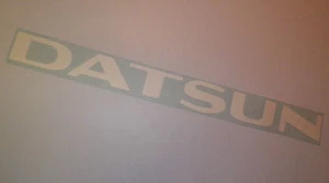 Nuevas letras de puerta trasera para camioneta DATSUN 520 620 para puertas de letras no elevadas JDM - Imagen 1 de 4