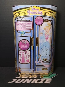 Disney Princesses Cinderella Royal Fashion Reveal Doll & Accessories - Picture 1 of 8
