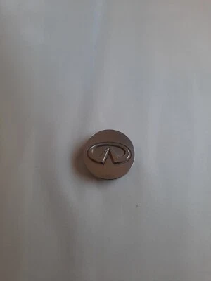 1999-2009 Infiniti Q45 I30 G20 G35 M35 M45 Hubcap Wheel Center 40343-5P215 OEM. - Image 1 of 4