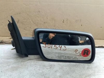 Used Right Door Mirror fits: 2009 Ford Flex Power manual folding R. painted heat - Image 1 of 4