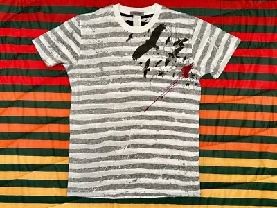 Camisa masculina listrada retrô ícone pop Murder of Crows S branca/cinza macia excelente! - Imagem 1 de 4