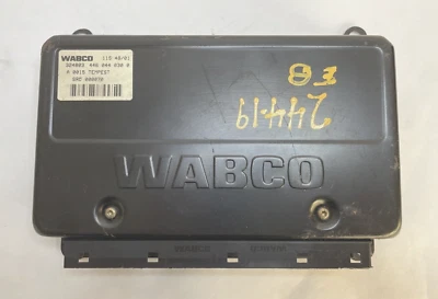 1999-2004 Land Rover Engine Computer Control Module OEM 446044030 - Image 1 of 4