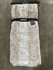 DKNY Throw Blanket Snow Leopard Faux Fur Tan Beige Ivory Riversible 50" x 60"