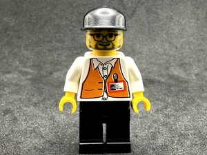 LEGO Studios Director Minifigure Set 4052 1382 1421 1360 1352 1411 4049 1349 - Bild 1 von 2