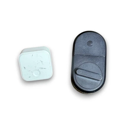 August Home Smart Lock Connect puente Wi-Fi níquel satinado ‎ Foto 1 de 3