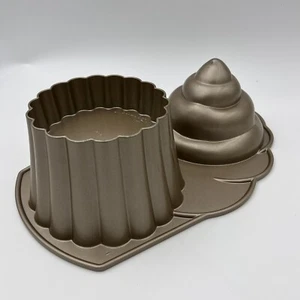 Molde para hornear Nordic Ware The Great Cupcake Cake Pan, William Sonoma - Imagen 1 de 6