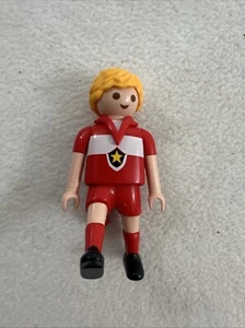 Playmobil Figure Soccer Player w/ Kicking Leg Red "15" Jersey 4725 - Picture 1 of 6