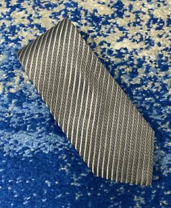 Corbata de seda hecha a mano Giorgio Armani gris plateado azul negro sesgo rayas Italia - Imagen 1 de 5