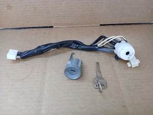 1998-2000 OEM Isuzu Rodeo Ignition Switch with Key & Plug - Picture 1 of 5