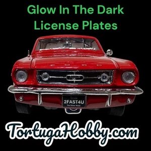 Calcomanías de matrícula Brillan en la oscuridad - Escala 1:24 / 1:18 - Placas peladas y pegadas - Imagen 1 de 10
