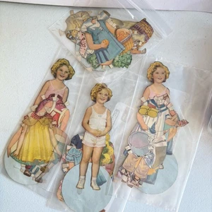 Vintage Shirley Temple 3 Paper Dolls w/ Clothing & Accessories T72 - Picture 1 of 6