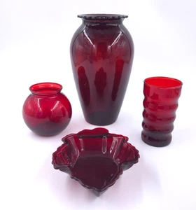 Vintage ROYAL RUBY Red  ANCHOR GLASS ANCHOR HOCKING Vase Tray Ivy Ball Tumbler - Picture 1 of 3
