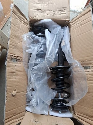 Complete Front Struts w/Coil Spring Assembly for 2010 2011 2012 2013 Kia Forte5 - Image 1 of 4