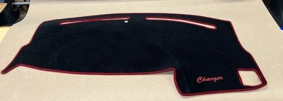 2011-2012-2013-2014-2015-2016-2017-2018-2019-2020-2021 DODGE CARGADOR TABLERO CUBIERTA  Foto 1 de 4