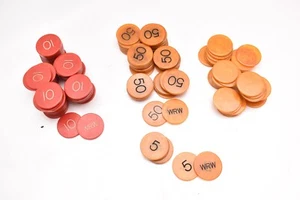 Vintage 150 Bakelite Poker Chips 5s 10s 50s Red Butterscotch Numbered - Picture 1 of 8