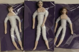 PUPPENSTUBE = handgefertigte UNGEKLEIDETE PUPPEN - Bild 1 von 1