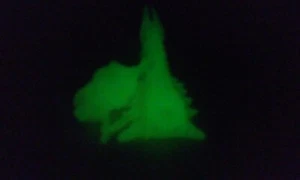 Vtg Battra Larva Hikaru (1991) 1.5" Long figure Glow Godzilla Set Bandai 1993 - Picture 1 of 6