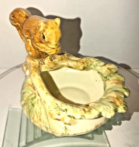 Weller USA Eichhörnchen Schale Übertopf Vintage Keramik Nuss Bonbon Pflanze Dekor ? Antik - Bild 1 von 10