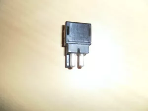 Mercedes Benz W126 Sperrdiode E-Sitze 0005401981 W124 W201 - Picture 1 of 1