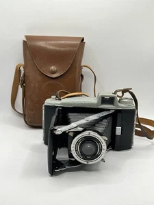 VTG Kodak Tourist II 2 Folding Film Camera Kodet Lens Kodon Shutter Case & Strap - Picture 1 of 17