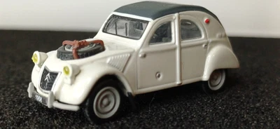 UNIVERSAL HOBBIES HO Citroën 2 CV SAHARA 1958  1/87  1:87 - Photo 1/4