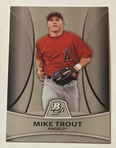 Mike Trout 2010 Bowman Platinum Rookie Card #PP5  has scratch (2320)  - Picture 1 of 3