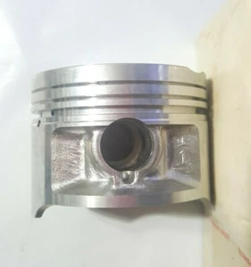 Suzuki NOS SP250 DR250 Piston .50 Oversize 12111-38201-050 8232a - Picture 1 of 5