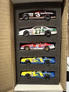 RARE Action 30 Years of Champions 1986-1990 NASCAR 1/64 5 Car Set Dale Earnhardt - Picture 1 of 5