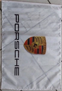Handsignierte PORSCHE Flagge von Fünf Legenden 57x40 Original Stillänge ca. 80cm - Bild 1 von 9