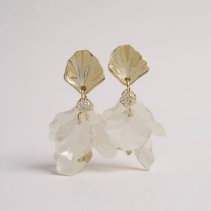Seashell Fish Tail Mermaid Earrings Zara Gold CZ Shell Boho Pearl Fishtail - Picture 1 of 6