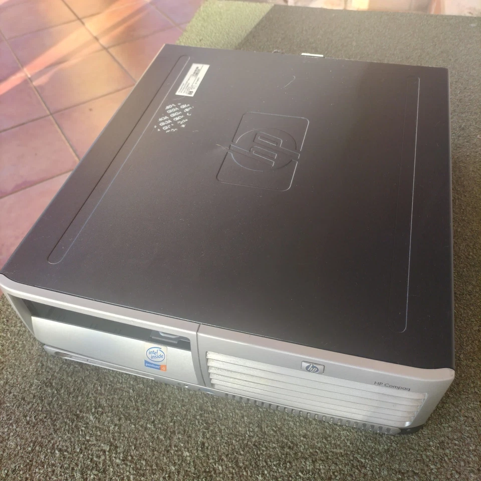 Cabinet Case originale per HP Compaq DC7100 SFF 2XUSB COM Altoparlante Ventola - Immagine 1 di 4