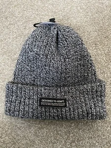 Urban Outfitters Deigned To Adapt Black & White Beanie Hat