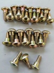 FABRICANTE DE EQUIPOS ORIGINALES Arctic Cat 0423-029 tornillo TSPH M6-1.0x18 mm QTY 25 de lote antiguo - Imagen 1 de 2