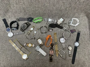 Mixed Brands Watches Silver & Gold Tone Lot Parts Repair - Picture 1 of 4