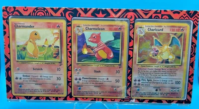 Evolution display of Charizard 4/102 Holo Base Set Unlimited 1999 - Image 1 of 4