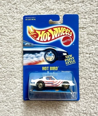 Tarjeta azul Hot Wheels #37 Hot Bird blanca con interior rojo y ruedas GHO RARA EN PAQUETE Foto 1 de 3