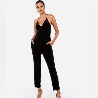 Pantalones Mono EXPRESS Negro Terciopelo Correas Cruzadas Cuello en V Talla Mediana Foto 1 de 4