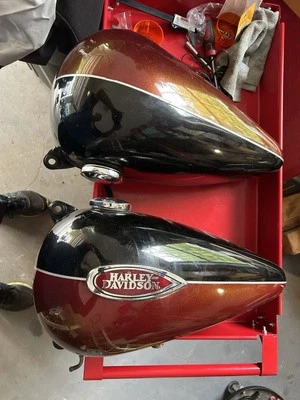 Harley-Davidson 1997 FLSTS Heritage Springer комплект с разделенным баком - Изображение 1 из 4