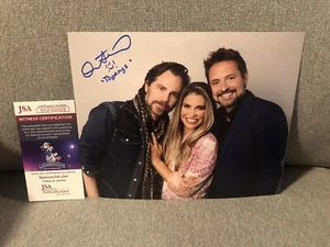 DANIELLE FISHEL SIGNED 8X10 PHOTO TOPANGA BOY MEETS WORLD AUTO JSA COA - Picture 1 of 4